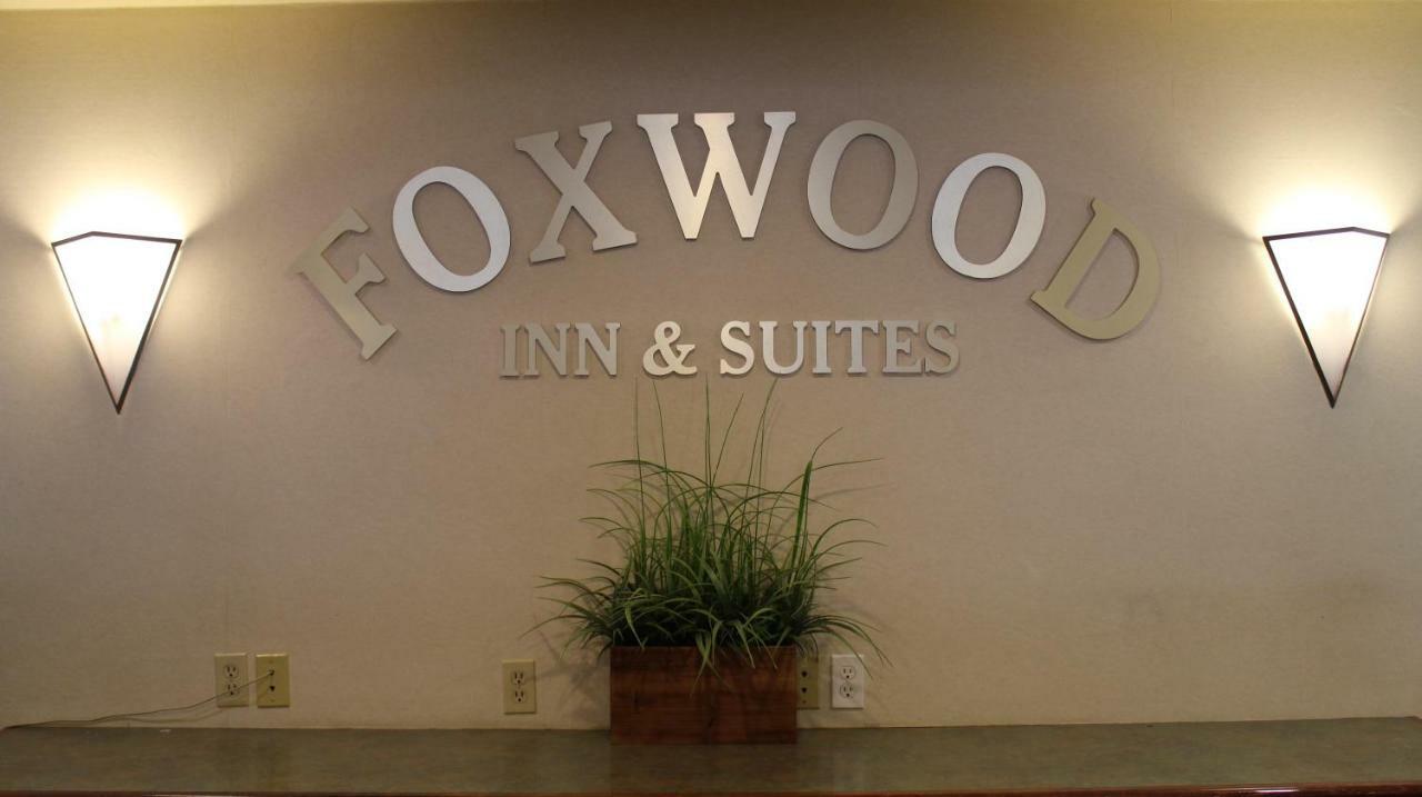 Foxwood Inn And Suites Fox Creek Eksteriør bilde